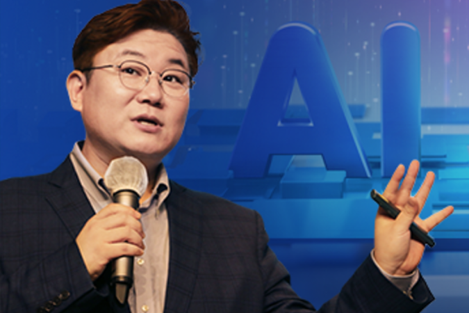 a_female_expert_in_a_white_lab_coat_smiling_while_holding_a_brain_model_standing_in_front_of_a_clea_ps7odexetiy0t35bg69t_3